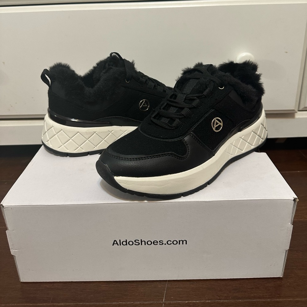 ALDO shoes 7.5